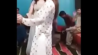 party dance pakistan